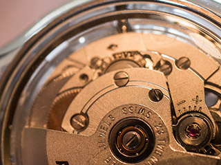 時計などの修理に