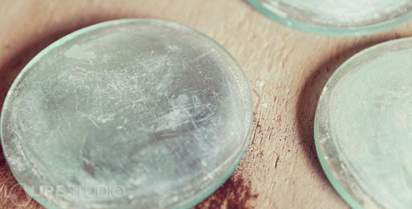 研磨前のレンズ