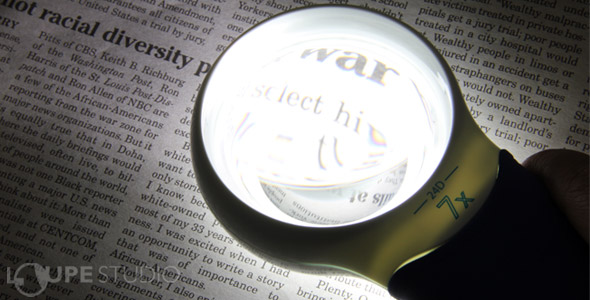 レンズが大きい7倍のライト付ルーペ