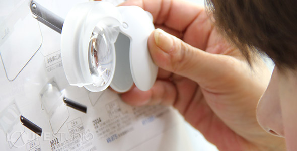 コロンと可愛い高倍率ポケットルーペ