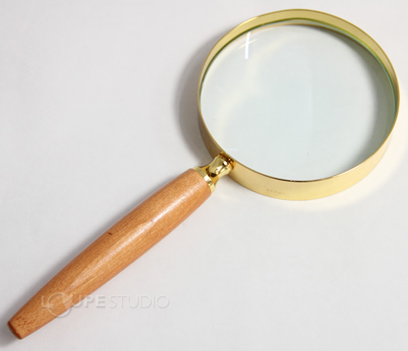 高級感あふれるルーペです