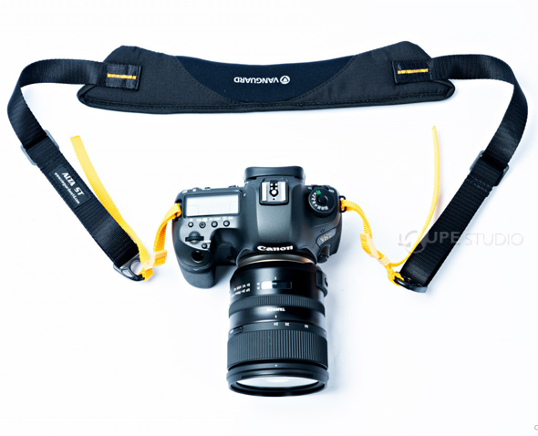 カメラストラップ おすすめ 一眼レフ 双眼鏡 アウトドア おしゃれ 女子 Alta St Camera Strap バンガード ルーペスタジオ